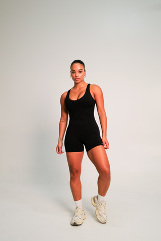 BUTTER - ONYX CONTOUR SHORTSUIT